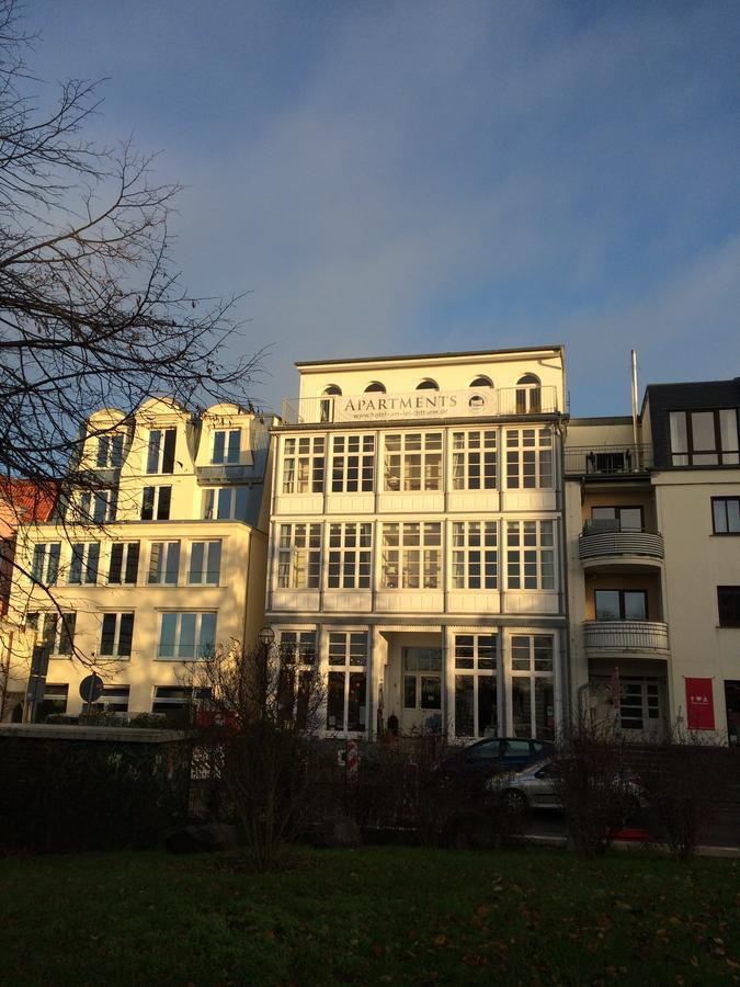 Apartmenthaus Am Leuchtturm Rostock Esterno foto