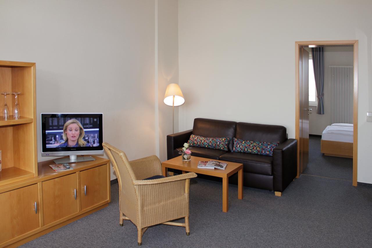 Apartmenthaus Am Leuchtturm Rostock Esterno foto